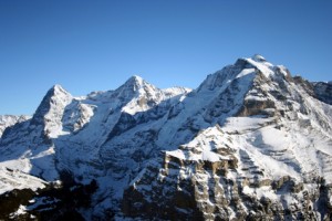 Eiger, Mönch und Jungfrau in 25 Stunden