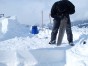 Cutting snow blocks